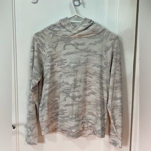 Gap - soft and stretchy camo hoodie